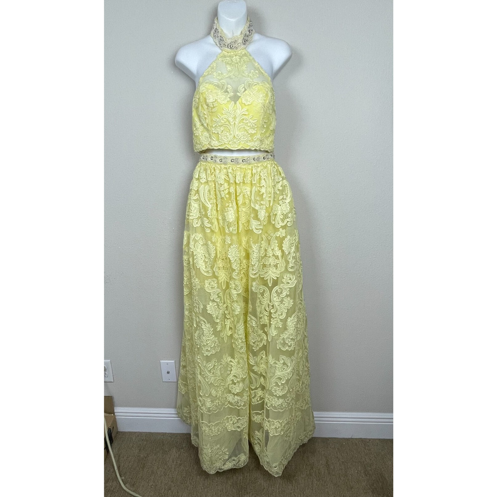 Sherri Hill 2 Piece Formal Dress Yellow Lace Beaded Halter Y2K Fairycore Sz 6
